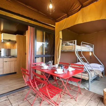 Camping Onlycamp Chamarges Die Exterior photo